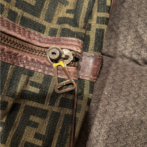 Fendi vintage Zucca Brown and Tan Monogram duffle Bag - Picture 3 of 10